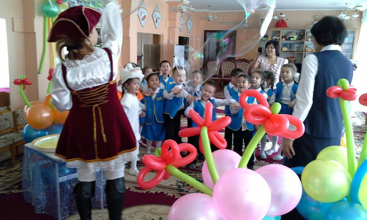 "ҚҰЛЫНШАҚ" тобында "Бауырсақ" ертегісін сахналау
