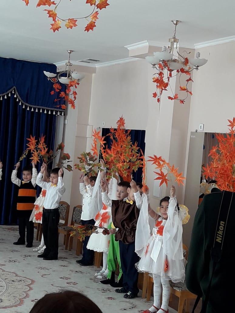 СИҚЫРЛЫ АЛТЫН ЖАПЫРАҚ